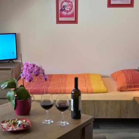 Penzion A Wellness U Trebonske Madony Екстер'єр фото